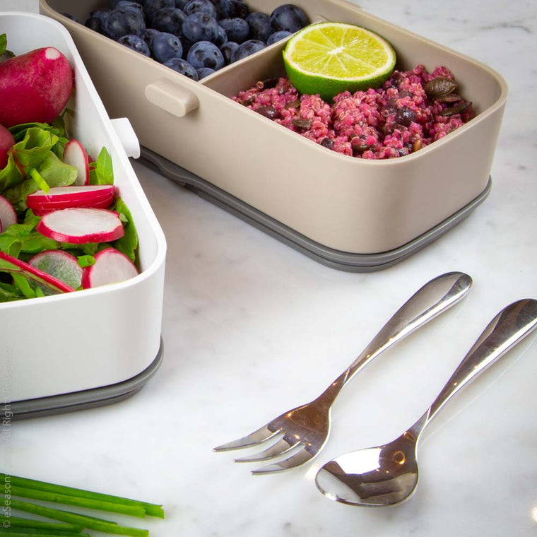 Gorgeous food photography: eSeasons Bento Lunchbox in Warm Grey with appetizing lunch including spiced beet lentils, salad and blueberries